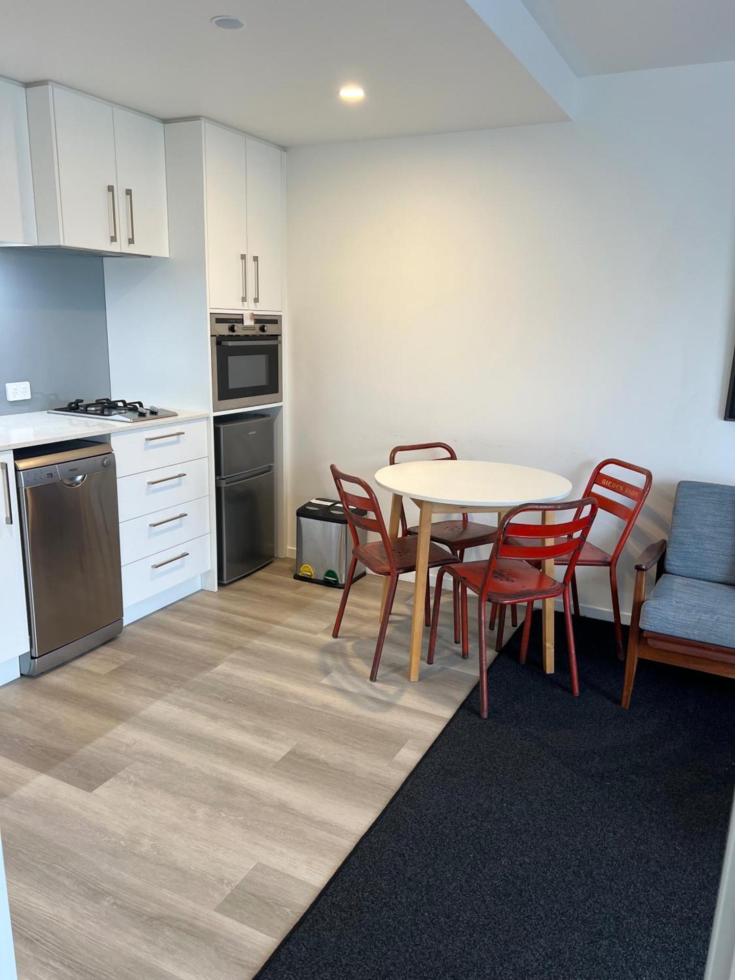 Russell Apartment - Unit 1 Εξωτερικό φωτογραφία
