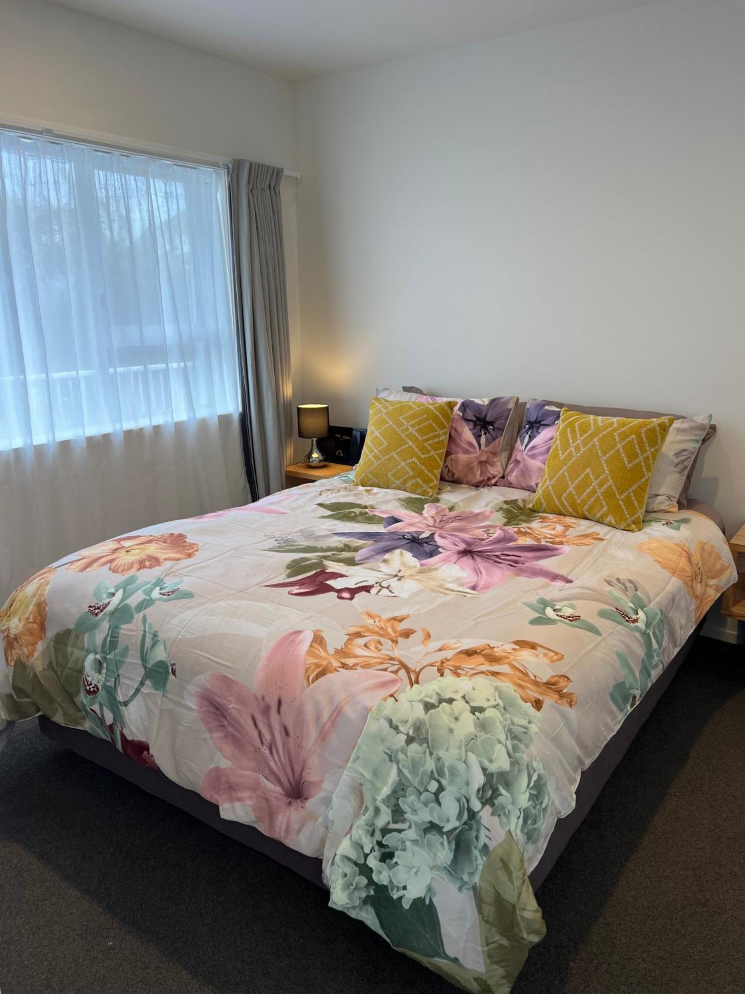 Russell Apartment - Unit 1 Εξωτερικό φωτογραφία